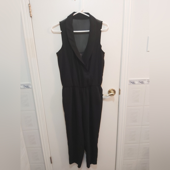 Banana Republic Black Jumpsuit with Sheer Size 2/4 - Picture 3 of 9